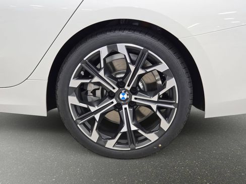 Used 2026 BMW 330i Sedan w/ Premium Package RWD image 23