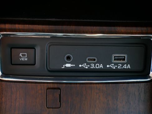 Certified 2024 Subaru Ascent Touring AWD/4WD image 29
