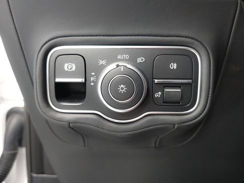 Certified 2025 Mercedes-Benz G 580 w/ EQ Technology image 10