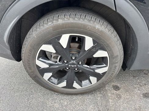 Used 2023 Kia Sportage X-Line w/ X-Line Premium Package AWD/4WD image 6