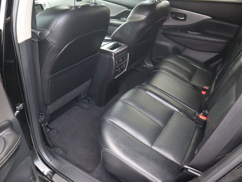 Used 2021 Nissan Murano SL w/ SL Moonroof Package image 10