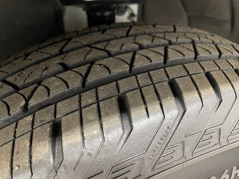 Used 2024 Chevrolet Blazer LT w/ Convenience Package image 8