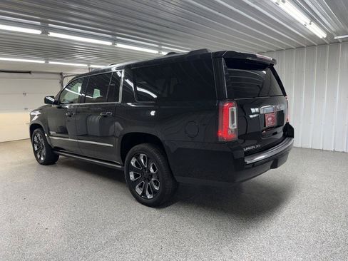 Used 2020 GMC Yukon XL Denali w/ Open Road Package AWD/4WD image 5