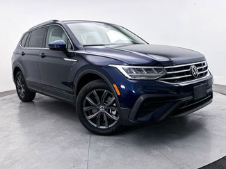 Used 2022 Volkswagen Tiguan SE w/ Panoramic Sunroof Package AWD/4WD video 1