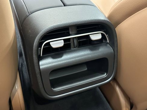 New 2026 Mercedes-Benz E 350 4MATIC Sedan image 28