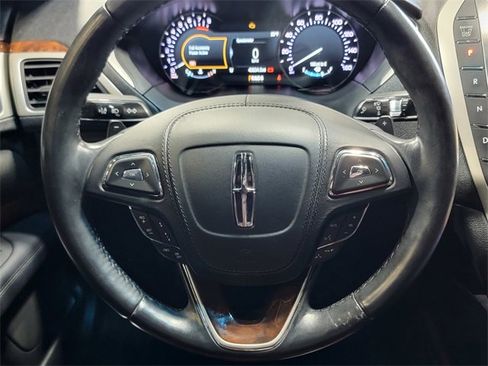 Used 2019 Lincoln MKZ Reserve image 24