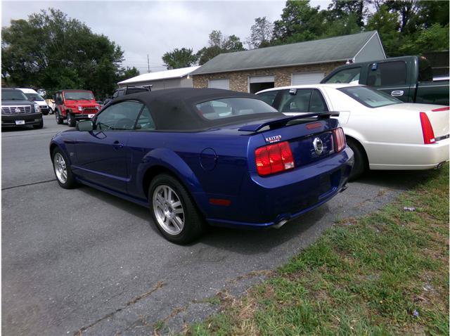 Used 2005 Ford Mustang GT RWD image 9