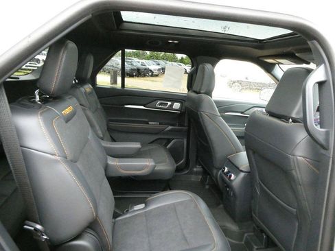 New 2026 Ford Explorer Tremor w/ Tremor Ultimate Package AWD/4WD image 13