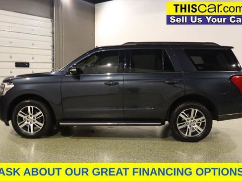 Used 2023 Ford Expedition XLT RWD image 5