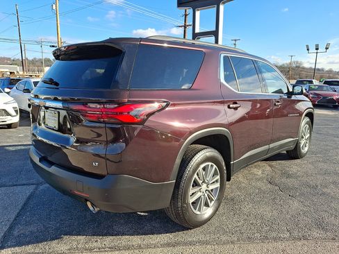 Used 2022 Chevrolet Traverse LT image 7