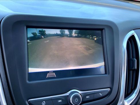 Used 2021 Chevrolet Equinox LT AWD/4WD image 27