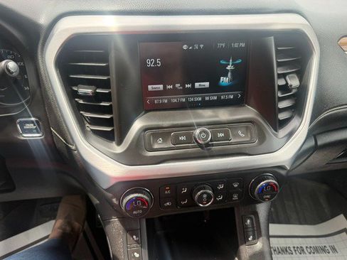 Used 2019 GMC Acadia SLE w/ LPO, Floor Liner Package AWD/4WD image 16