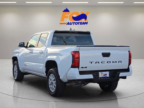 New 2026 Toyota Tacoma SR5 image 3