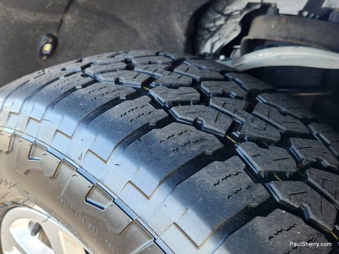 Used 2020 Chevrolet Silverado 1500 LT w/ LT Value Package image 11