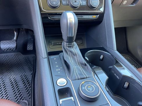 Used 2021 Volkswagen Atlas SEL image 18