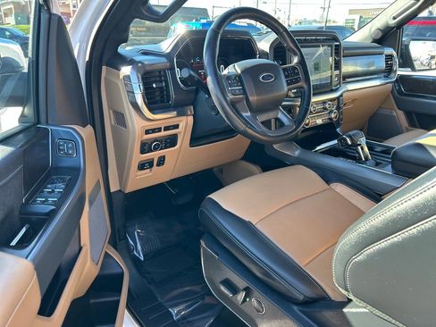 Used 2022 Ford F150 Lariat w/ Equipment Group 502A High image 4