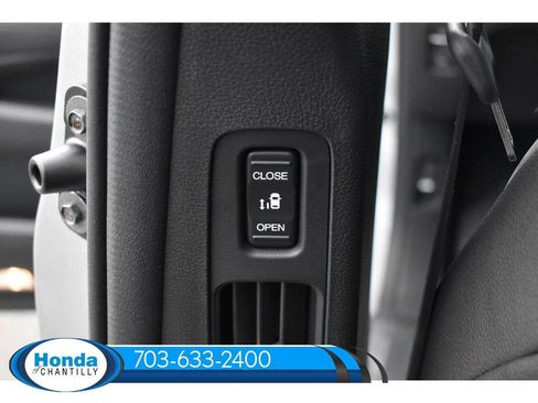 New 2026 Honda Odyssey Touring image 30