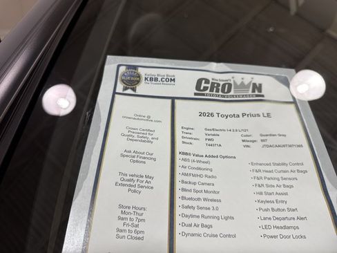 Used 2026 Toyota Prius LE FWD image 40