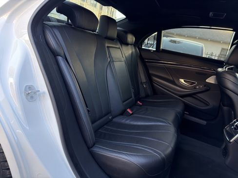 Used 2016 Mercedes-Benz S 550 Sedan image 43