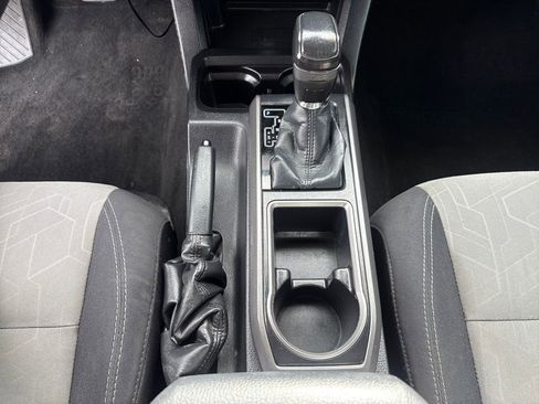 Used 2021 Toyota Tacoma TRD Off-Road w/ Advanced Technology Package image 21