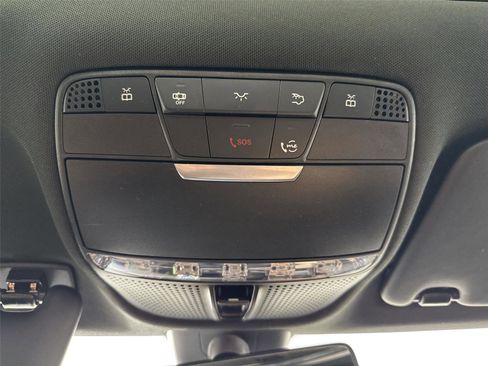 Used 2020 Mercedes-Benz C 300 4MATIC Sedan image 23