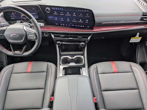 New 2026 Chevrolet Traverse RS FWD image 12