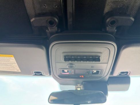 Used 2025 Ford Bronco Big Bend w/ Black Diamond Package AWD/4WD image 18