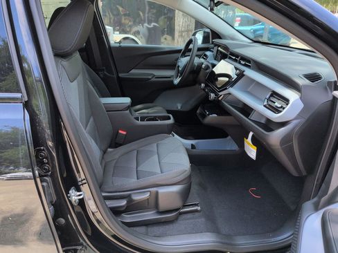 New 2027 Chevrolet Bolt LT w/ Comfort Package FWD image 24