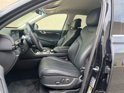 Used 2025 Genesis GV80 2.5T Standard AWD/4WD image 7