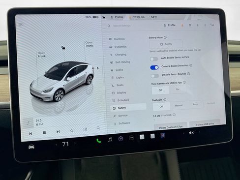 Used 2023 Tesla Model Y Long Range AWD/4WD image 41