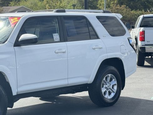 Used 2021 Toyota 4Runner SR5 image 11