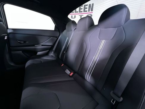 Used 2025 Hyundai Elantra Sport FWD image 24