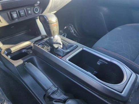 Used 2020 Toyota Tacoma TRD Sport image 14