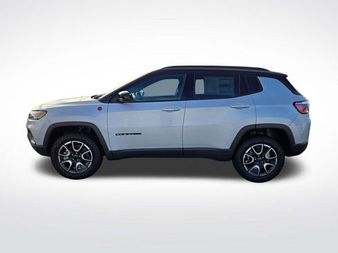 New 2026 Jeep Compass Trailhawk AWD/4WD image 6