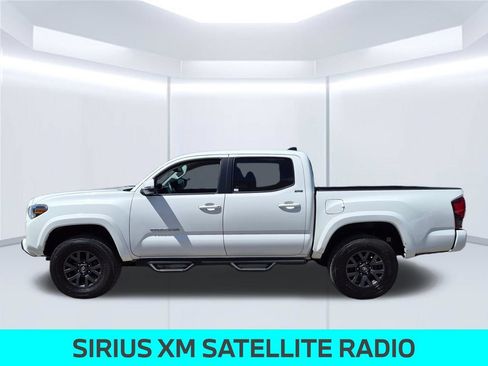 Used 2023 Toyota Tacoma SR5 AWD/4WD image 2