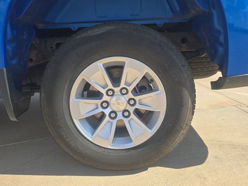 Used 2026 Chevrolet Silverado 1500 LT AWD/4WD image 32