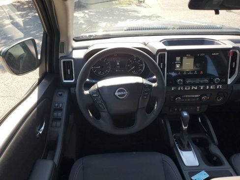 New 2026 Nissan Frontier SV w/ SV Convenience Package RWD image 22