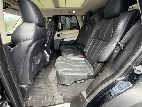 Used 2017 Land Rover Range Rover Sport HSE AWD/4WD image 11