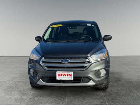 Used 2017 Ford Escape SE image 6