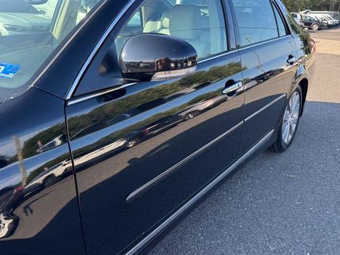 Used 2011 Toyota Avalon Limited FWD image 14