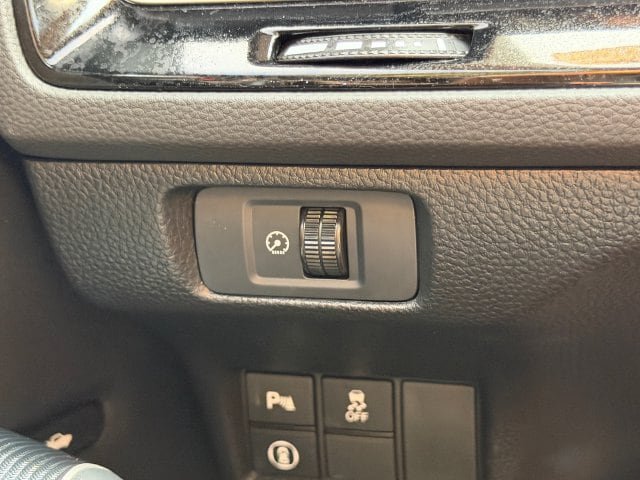 Certified 2024 Honda Civic Touring image 30