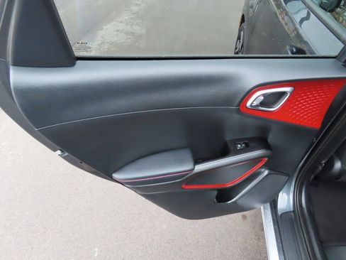 Certified 2023 Kia Soul GT-Line image 27