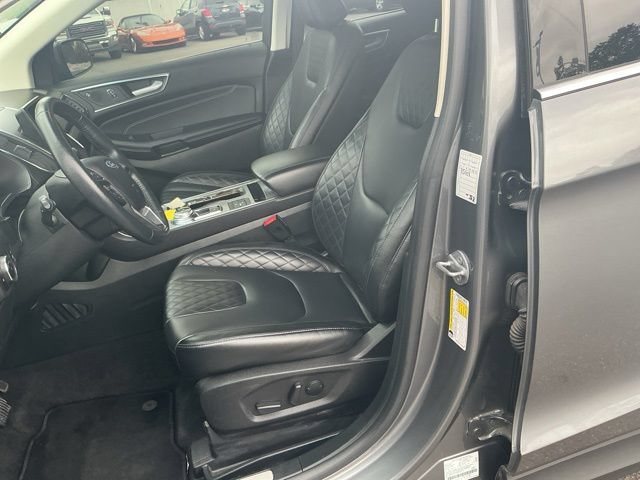 Used 2024 Ford Edge Titanium AWD/4WD image 10