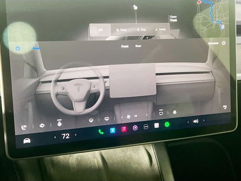 Used 2024 Tesla Model Y 2WD image 26