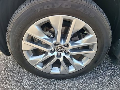 Used 2024 Toyota RAV4 XLE Premium FWD image 3