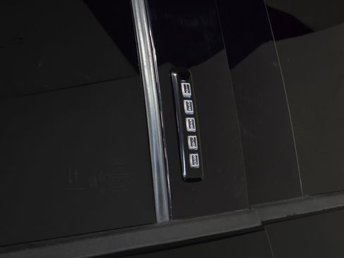 Used 2021 Ford F250 Lariat w/ Lariat Ultimate Package image 17