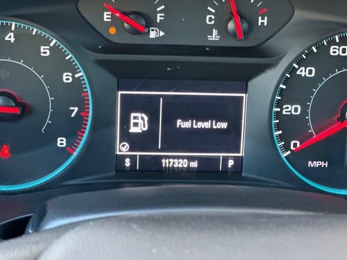 Used 2018 Chevrolet Malibu LT FWD image 28