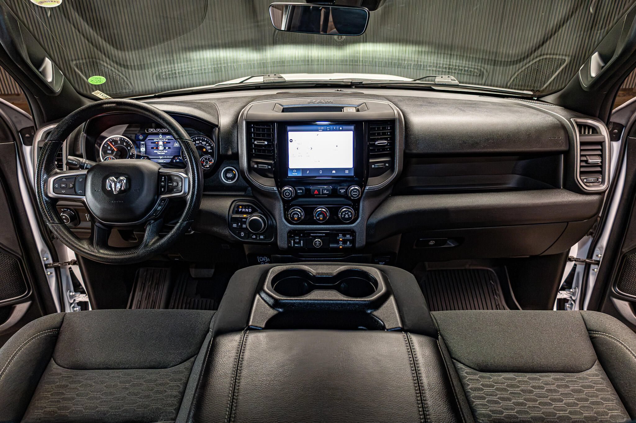 Used 2025 RAM 1500 Warlock AWD/4WD image 14