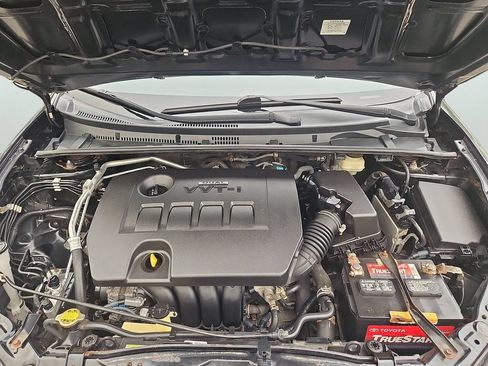 Used 2015 Toyota Corolla LE FWD image 27