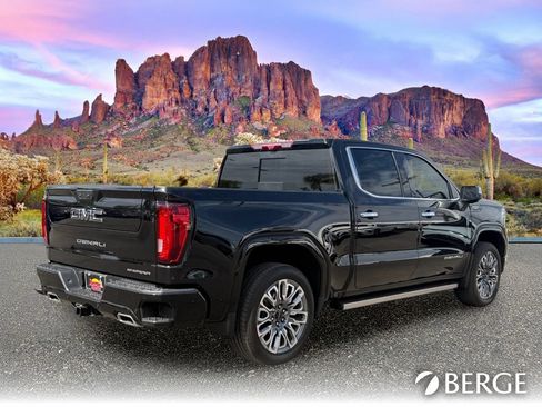 Used 2025 GMC Sierra 1500 Denali Ultimate AWD/4WD image 7